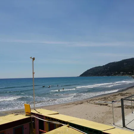 Serendipity Mare アパート